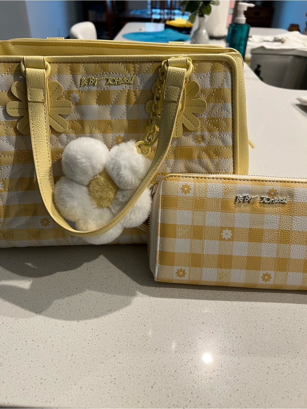 Betsey Johnson Yellow Gingham Daisy Tote and Wallet Set - Picture 2 of 10